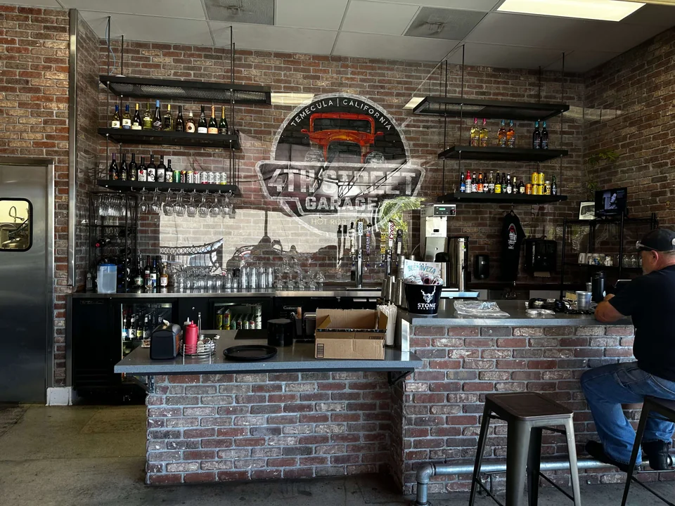 4th Street Garage